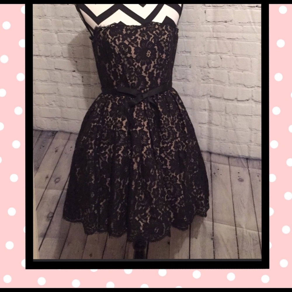 Neiman Marcus Formal Dress - Picture 5 of 10